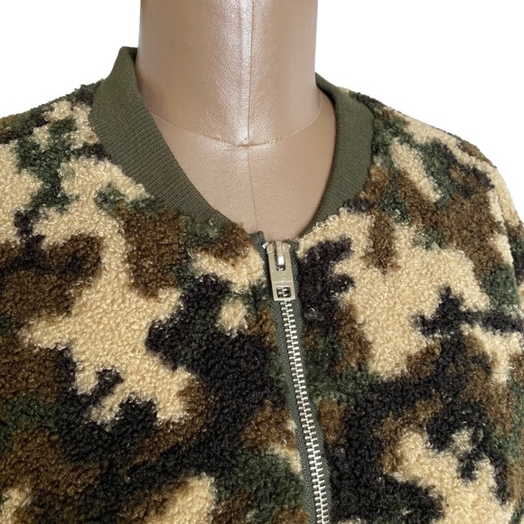 Lucky Brand Women’s Camo Bomber Jacket - Picture 3 of 9